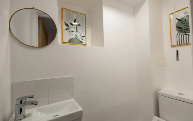 Bath Bliss Retreat - 7 Bedroom House