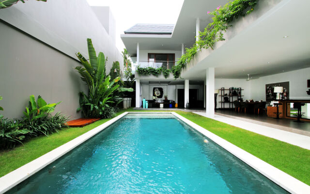 Alopa Villas