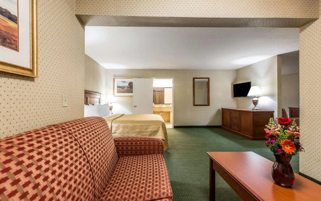 Quality Inn Near China Lake Naval Station