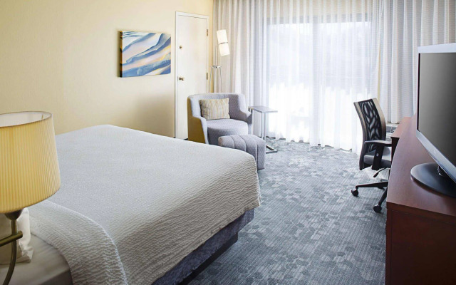Courtyard by Marriott Memphis Airport