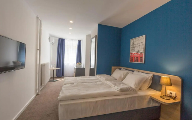 Premium Crown Suites