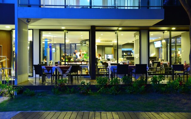 The Oriental Beach Resort