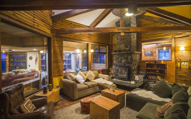 Weskar Patagonia Lodge
