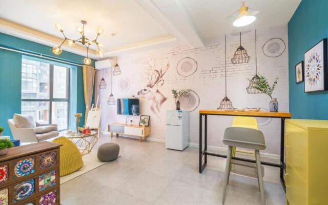 Zhengzhou Jinshui·CBD· Locals Apartment 00146910