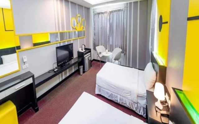 Capital O 75514 Vasidtee City Hotel