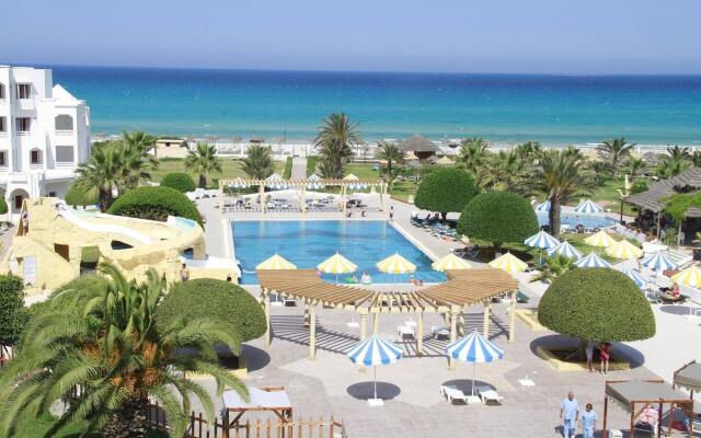 Thapsus Beach Resort