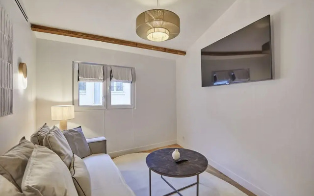 Superb Apartment in the Heart of Paris