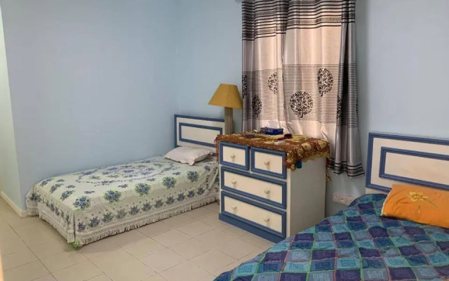 Well equipped peaceful 3 bedroom apartment