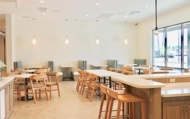 Staybridge Suites Long Beach Airport by IHG