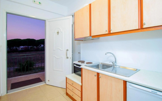 Romanos Beach Villas