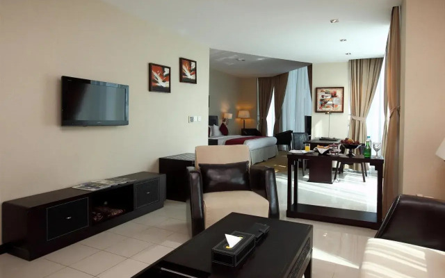 Golden Tulip Hotel