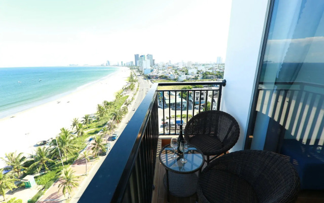 Seashore Hotel & Apartment