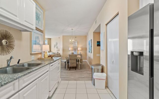 Beach Colony Tower Penthouse 17C