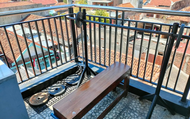 Central City Family Residence by OYO Rooms – Balcony – Surabaya