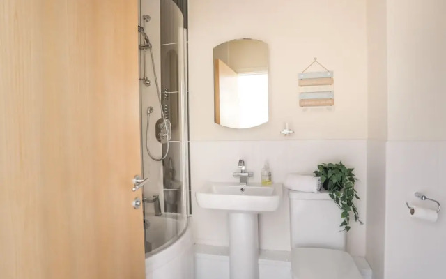 4 Pen Llanw Tides Reach