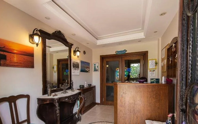 Cunda Nesos Pansiyon