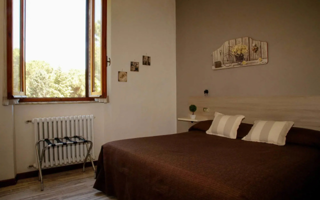 Hotel Mom Assisi