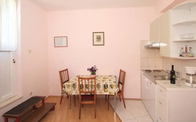 Beautiful Home in Kastel Sucurac With Wifi and 1 Bedrooms