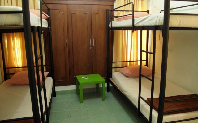 Morotai Camp Hostel -Adult Only