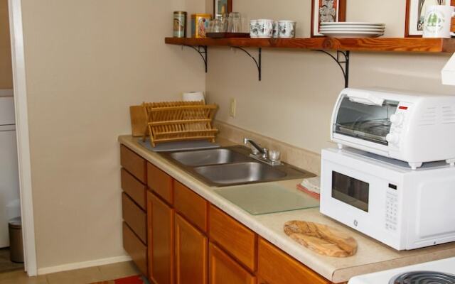 The Blue Room - Charming Studio, Great Location!  by RedAwning