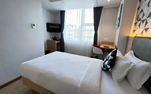 Aurora Boutique Hotel