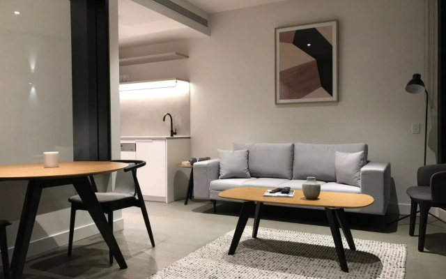 The Eminence Apartments by CLLIX – Guest Rooms – Carlton