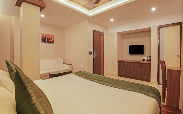 Treebo Goodland Residency - 500m from Railway Station