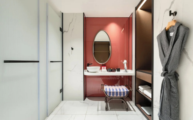Tiancheng Blemont Hotel Sanya, Vignette Collection by IHG – Guest Rooms – Sanya