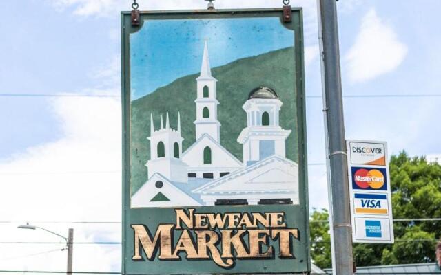 The Lodge At West River