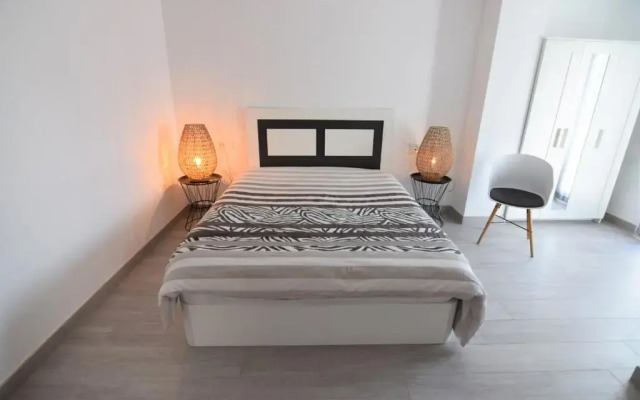 392- casa al canal con amarre y jacuzzi