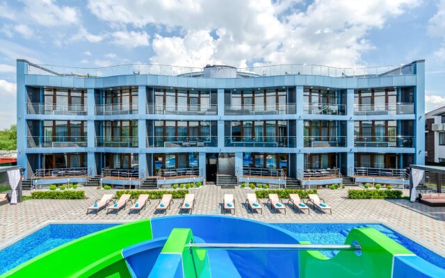 SKY RIVER Club Complex