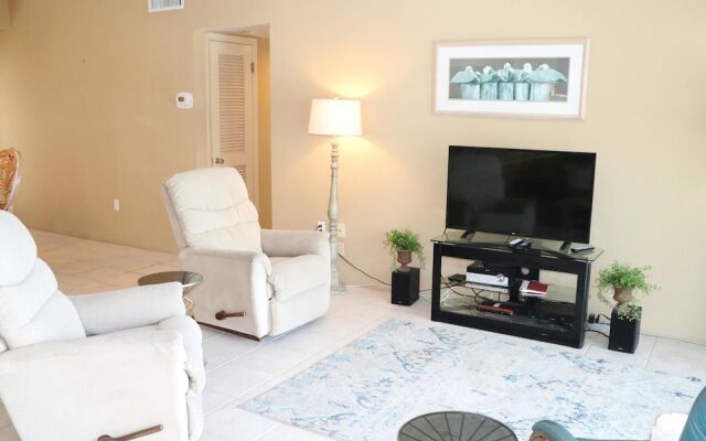 Jamaica Royale - T41 - 2 Br Condo