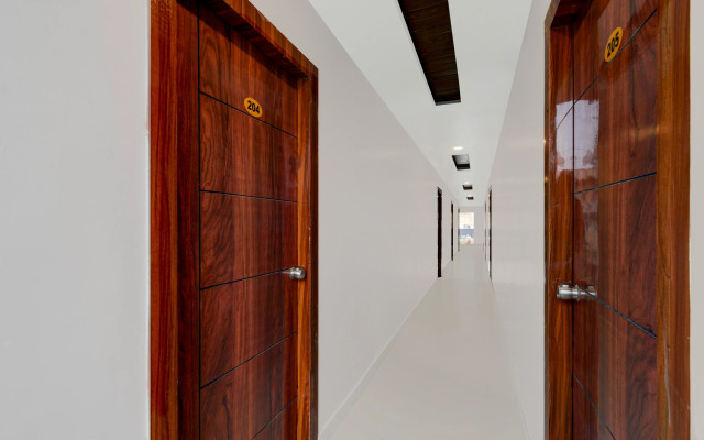 Super Townhouse Cherlapally Bus Terminal Formerly Hotel Chakripuram