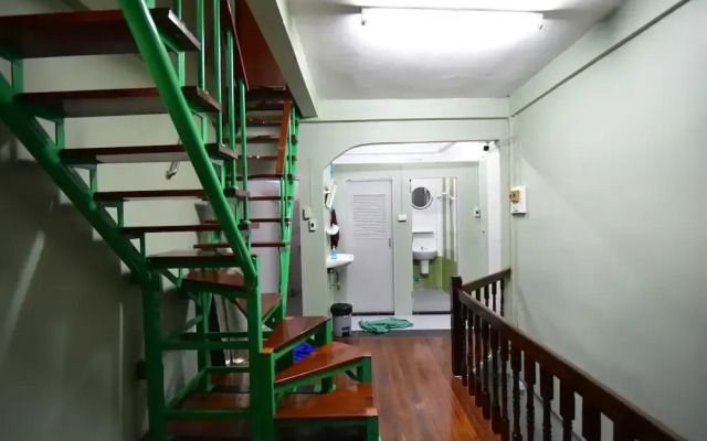 5 Minute Hostel