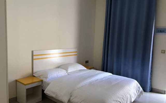 Yueqingnian Apartment