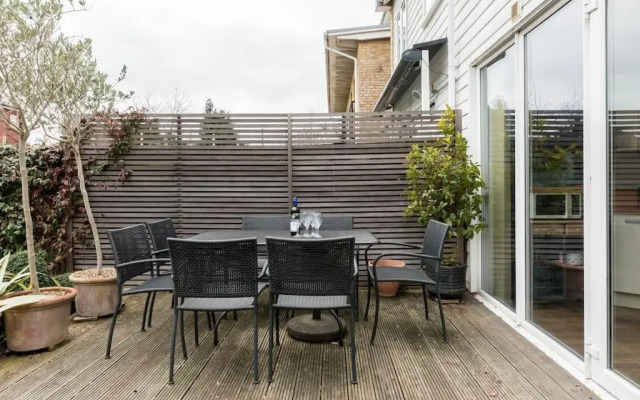 Sunnybank House in North Epsom