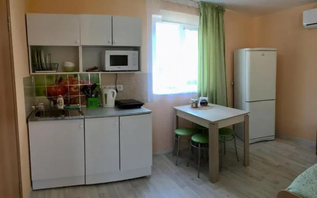 Guest House on Krasnodarskaya 131