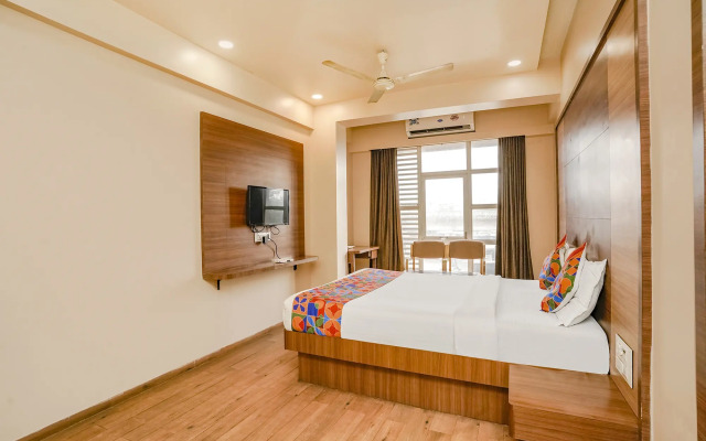 Fabhotel Mahadev Residency
