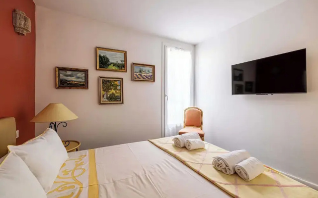 Splendid Flat in the Heart of Saint-tropez With Parking - 2br/4p