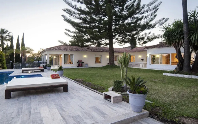Villa Issabella Marbella, Elviria