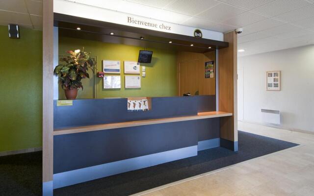 B&B HOTEL Lyon Grand Stade Meyzieu