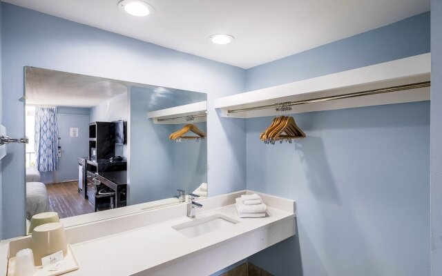 OYO Hotel Cleveland, TN