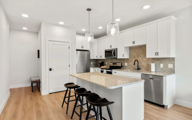 The Loop Downtown By Kasa