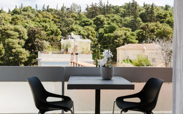 UPSTREET Adorable 2 Bedroom Apartment near Kallimarmaro Stadium