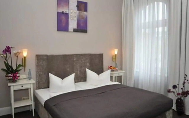 Hotel Commodore