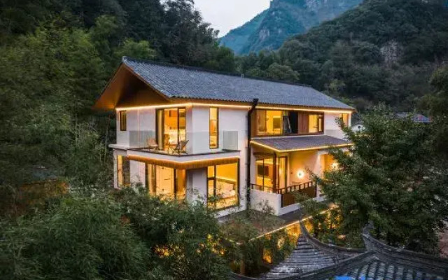 Yixi Shanfang Homestay (Yuxian Shuimo Tingxi Scenic Area)