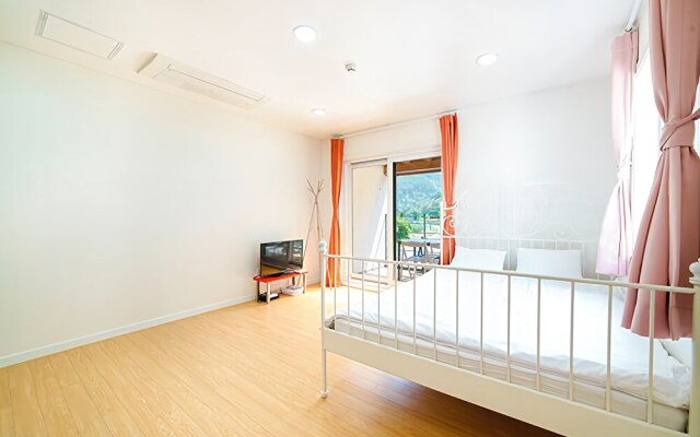 Yangpyeong Gio Pension