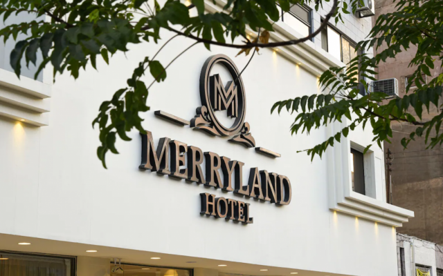 New MerryLand Hotel