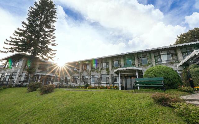 The Elgin Silver Oaks, Kalimpong