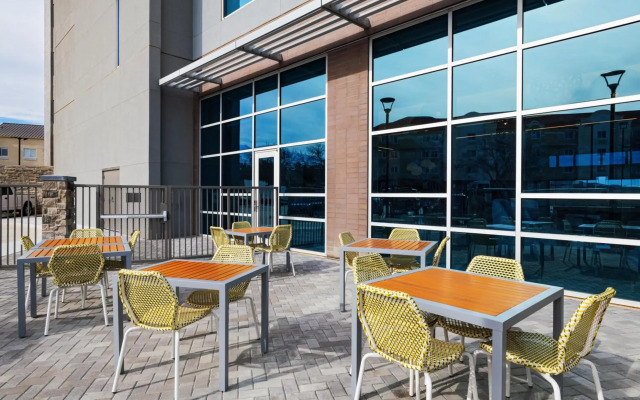 Element Dallas Las Colinas